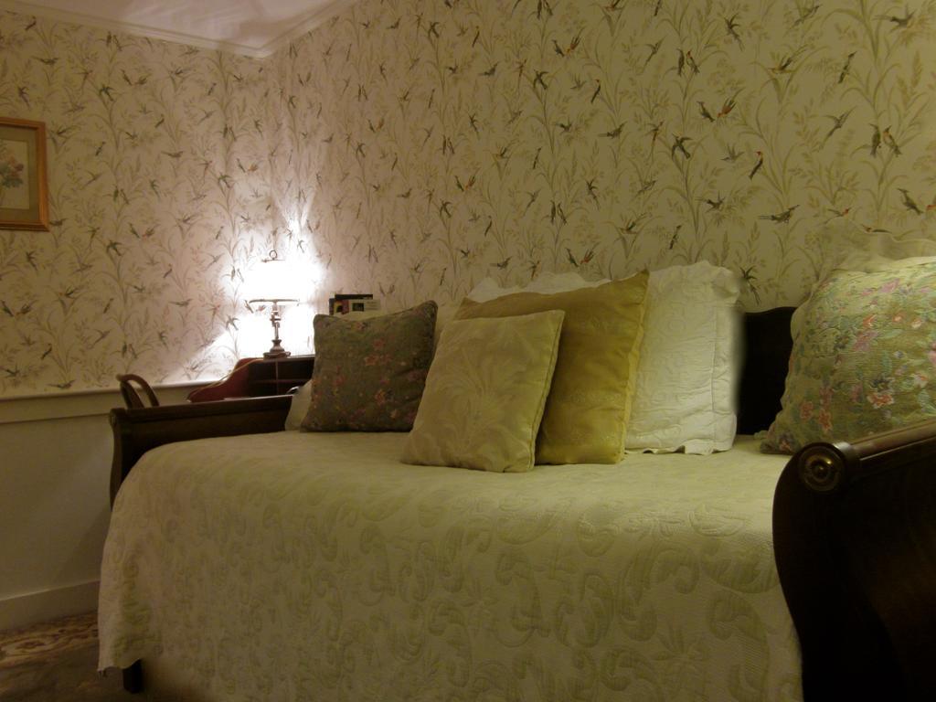 The Penny House Inn Eastham Room photo